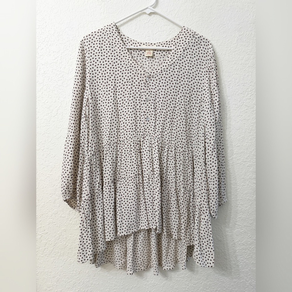 Sundance Cream High Low Printed Flowy Tiered Tunic Blouse - M